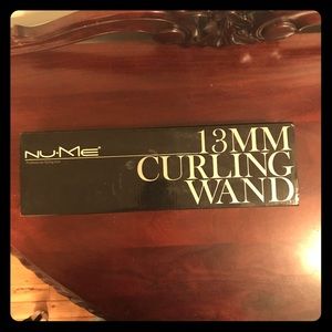 NuMe Curling Wand